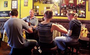 Musik in einem Pub in Kilrush